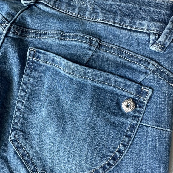 Democracy Blue Jeans “ab-solution “ Size 6 - Picture 9 of 10